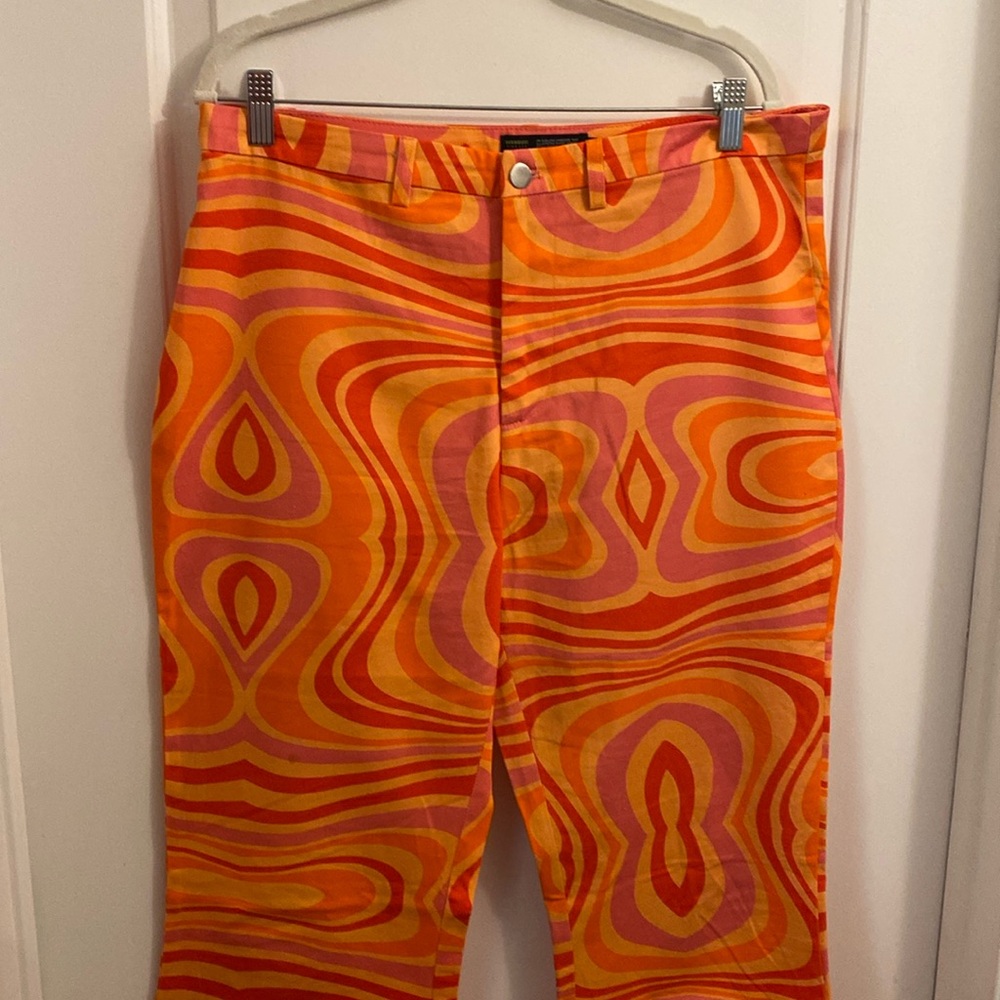 Fun, colorful bell bottoms. Worn once, great condition stussy shirt